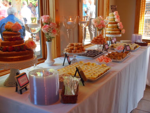 Wedding Dessert Table Ideas | The Gardens of Castle Rock